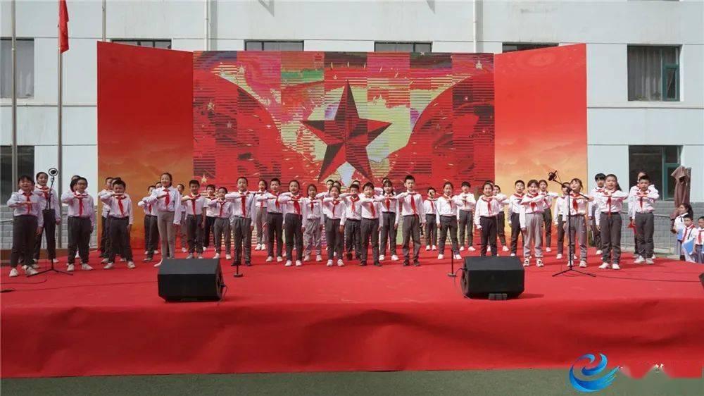 中国目前是内忧外患啊?游戏画面
